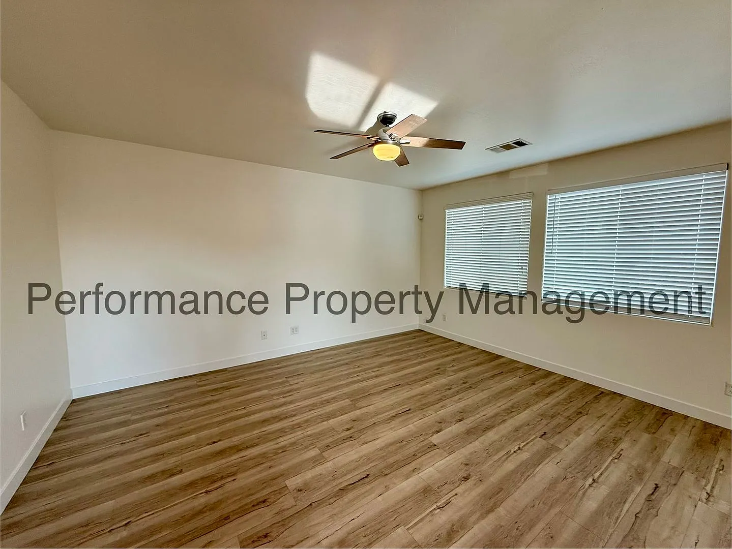Cute 4 Bed/2 Bath NW Bakersfield Home w/ RBP & Deposit Alternative Option — Photo 3