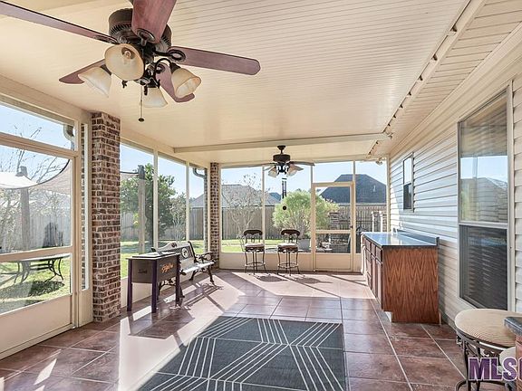 4th image of 11400 Pleasant Knoll Dr