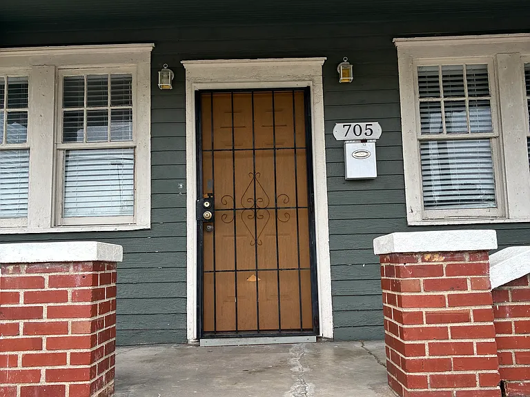 705 Harmon St — Photo 16