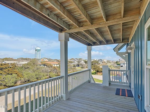4th image of 5223 E Pelican Drive