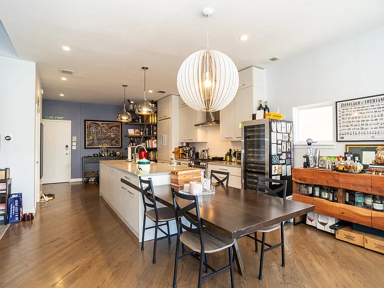 824 W Armitage Ave #2B — Photo 7