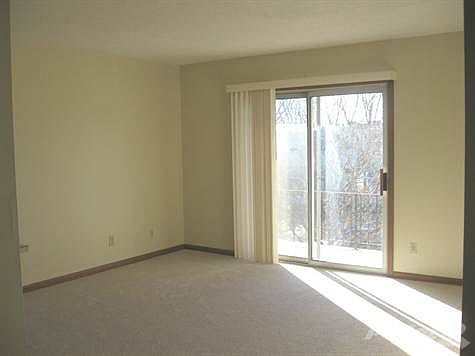 Col living room