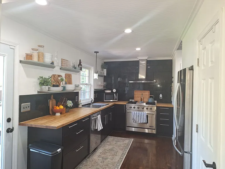 755 Cross Hill Rd — Photo 11