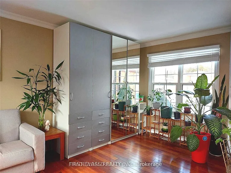 880 Leslie Valley Dr #M2ND — Photo 12