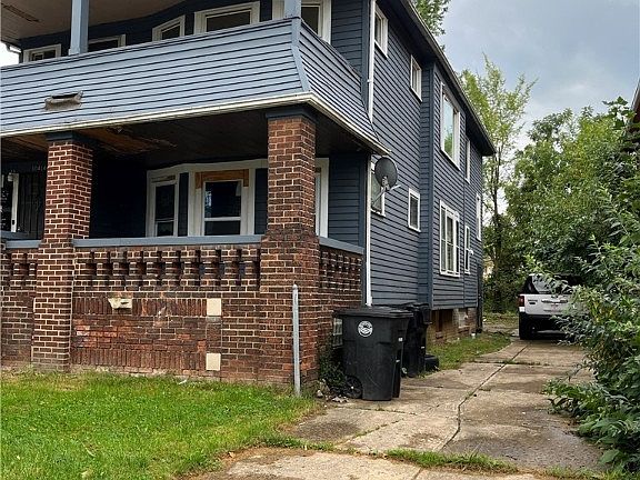 2nd image of 10414 Prince Ave