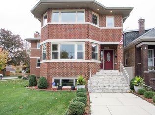 7905 W Cressett Dr, Elmwood Park, IL 60707