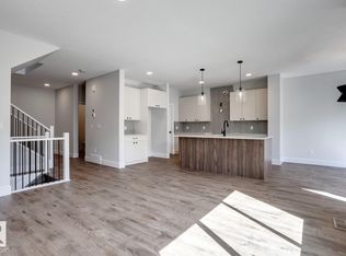 223 Ravine Dr, Devon, AB