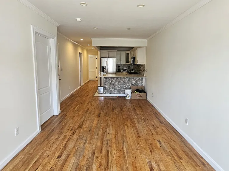 205 Beach 28th St — Photo 7