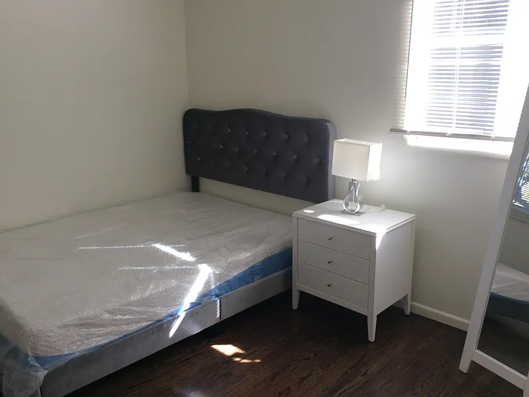 508 Midvale Ave #500 — Photo 11