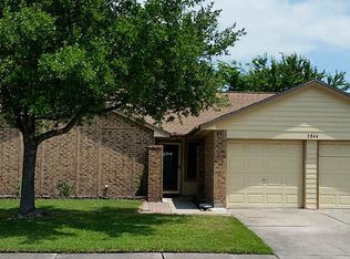 3844 Teakwood Dr, La Porte, TX 77571