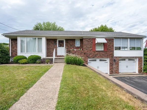 2022 Wood St, Latrobe, PA 15650