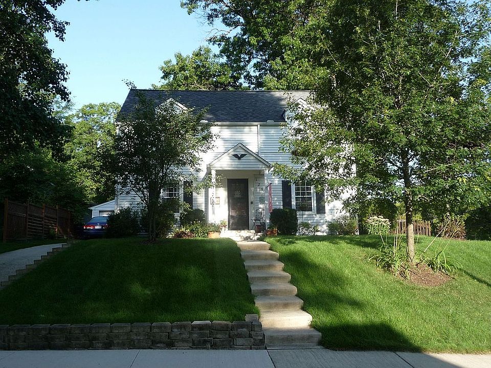 1st image of 129 Grandview Dr