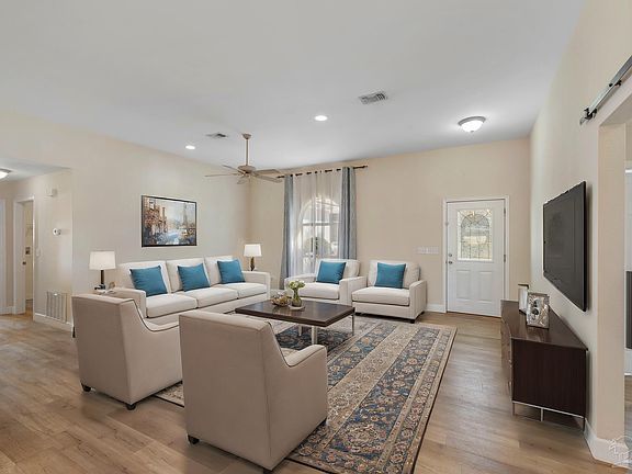 5th image of 2449 Houston Cir