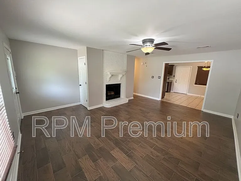 522 Fawn Lake Dr — Photo 5