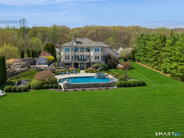 22 Nature Lane, Shelton, CT 06484