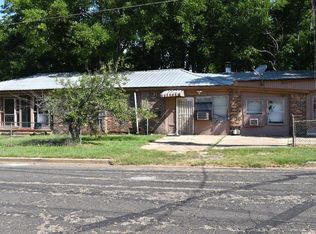 607 Larry St, Palestine, TX