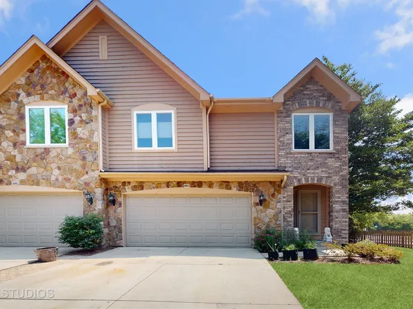 254 Taylor Ct, Buffalo Grove, IL 60089