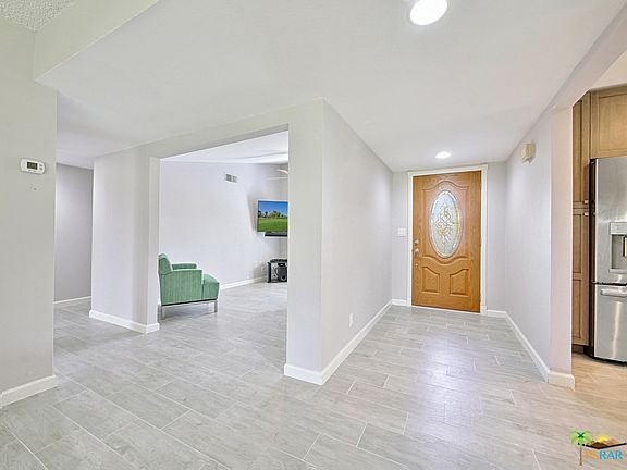 3rd image of 68937 Calle Montoro