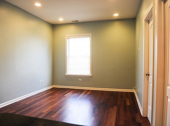 5th image of 1364 W Greenleaf Ave APT 3S