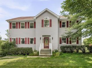 121 Conklingtown Rd, Chester, NY 10918