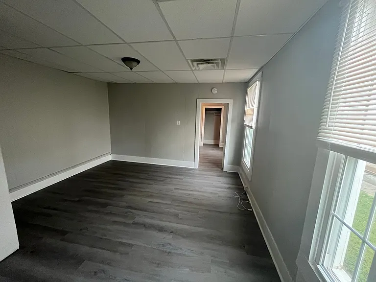 1792 W Gaulbert Ave — Photo 4