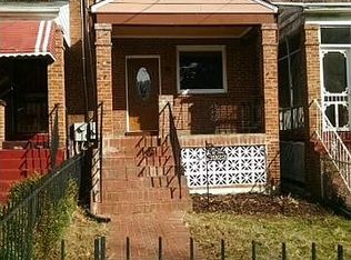 3922 Q St SE, Washington, DC