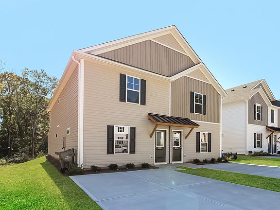 3rd image of 316 Noble Ln