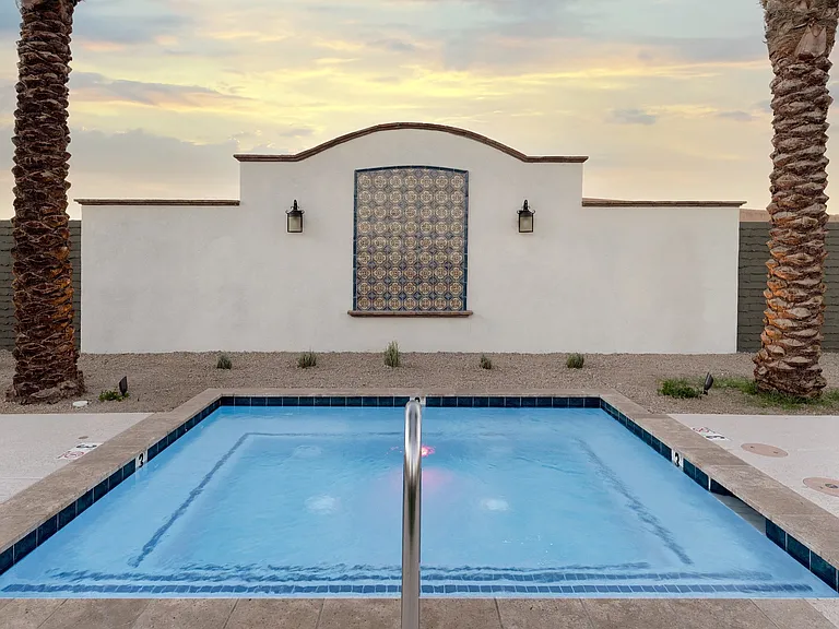 Pillar at Fountain Hills — Photo 11