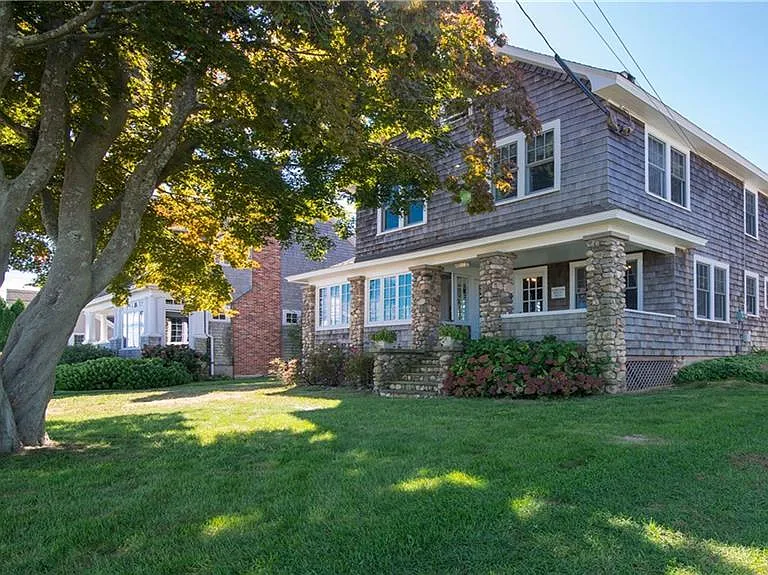 106 E Shore Ave — Photo 1