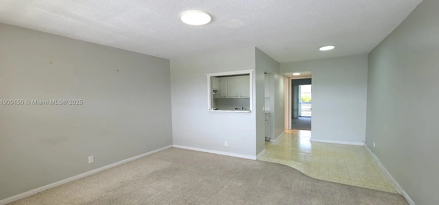 Berkshire A Thru K Condos — Photo 1