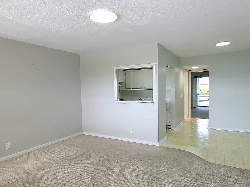 92 Berkshire E #92-D