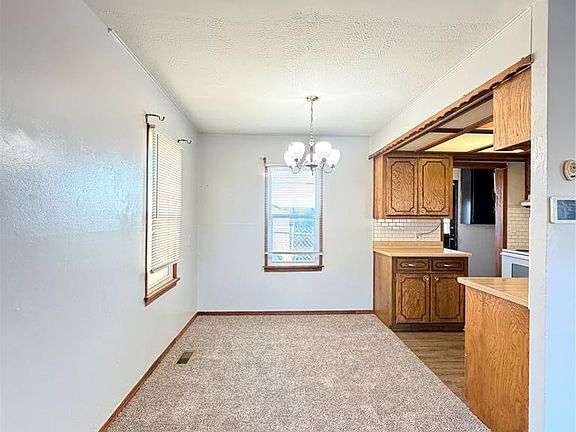 4th image of 3520 S Parkview Ave
