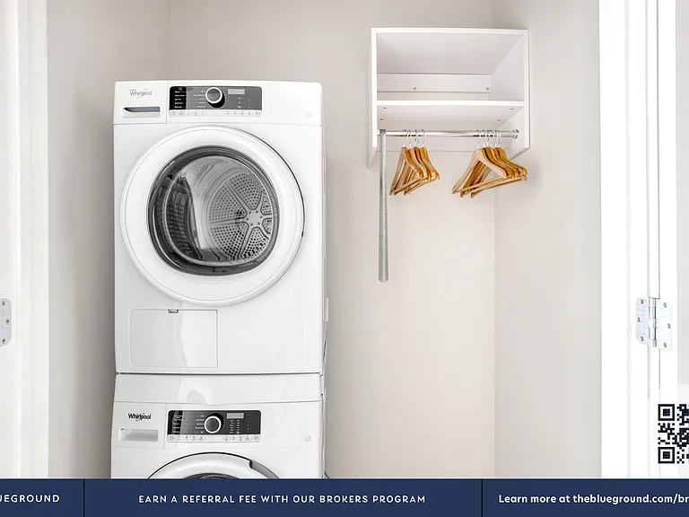 Washer/Dryer in Apartment