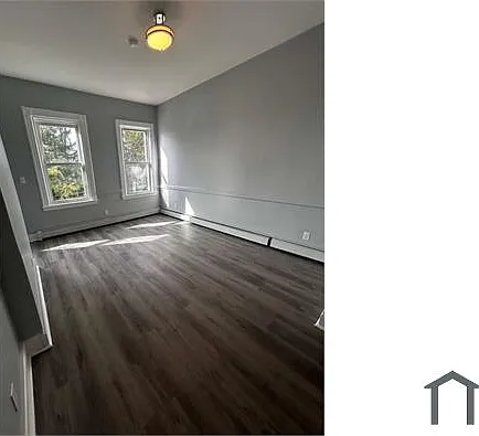 3 bed, $2,900 — Photo 2