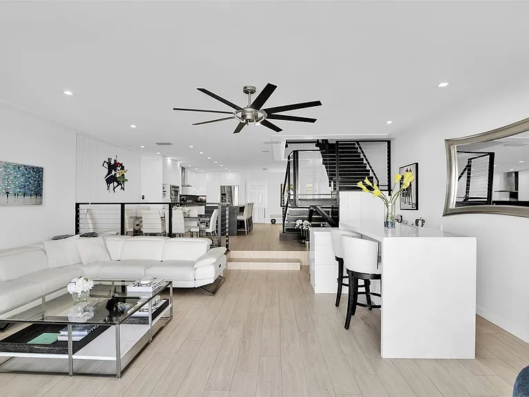 1035 Boca Cove Ln — Photo 28