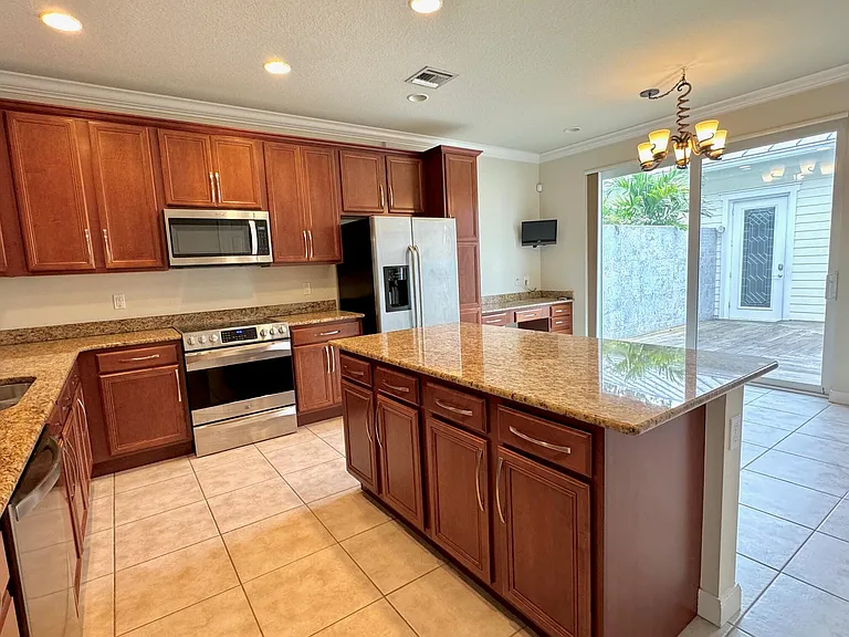 1164 Islamorada Dr — Photo 13