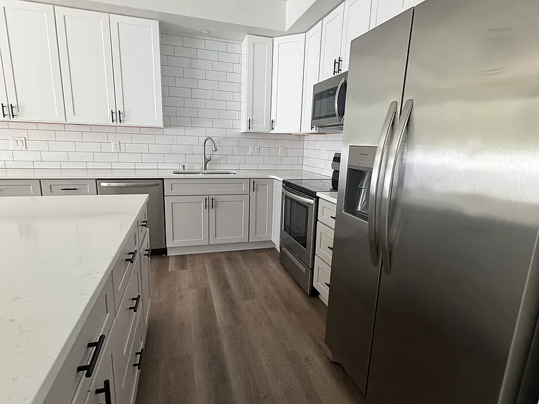 1010 S Julia St — Photo 2
