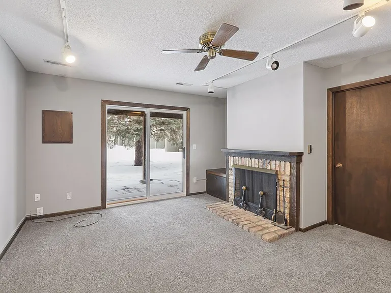 12346 Drake St NW — Photo 25