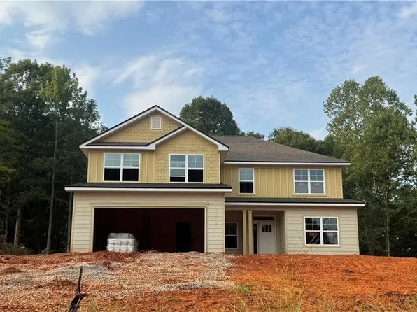 203 Blackberry Ct, Pendergrass, GA 30567