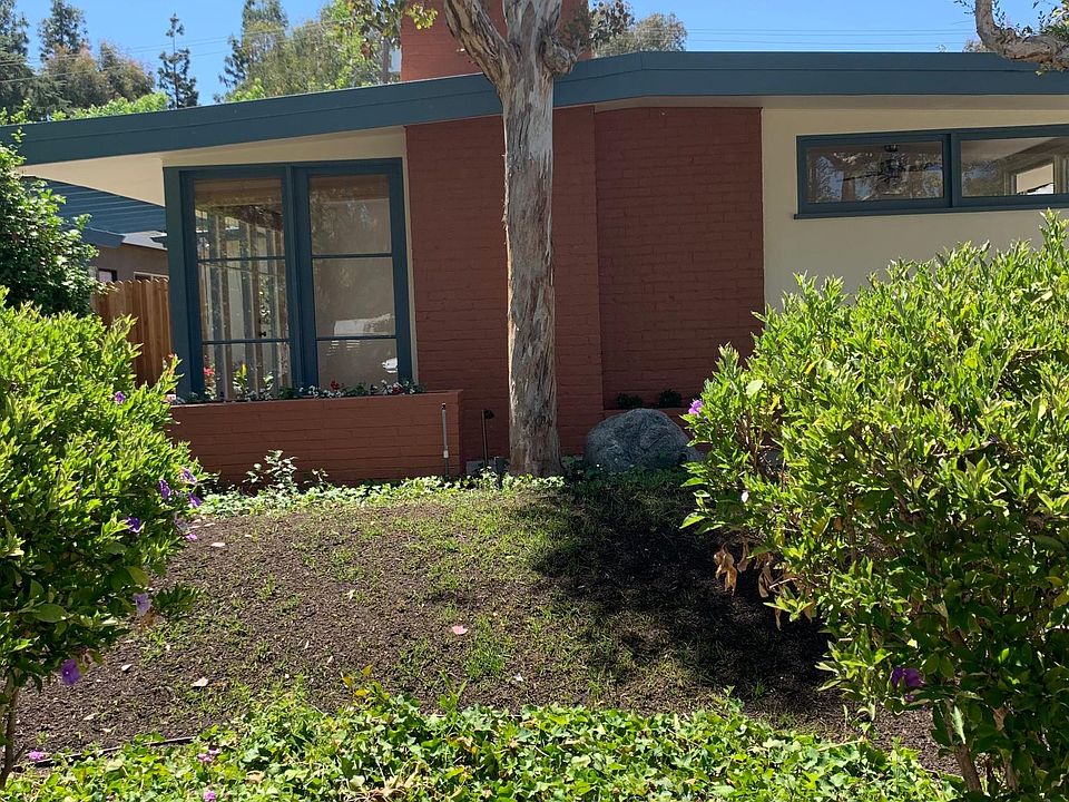 1st image of 22040 Del Valle St