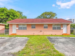 211 SE 10th St, Hallandale Beach, FL 33009