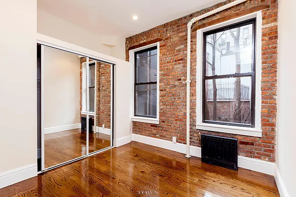 Rented by Town Residential | media 30