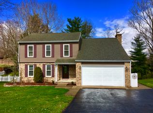 214 Brierwood Ln, Beaver, WV 25813