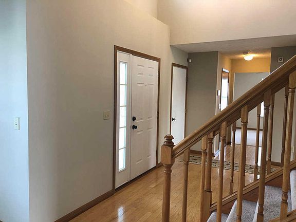 5th image of 1573 Roscommon Dr