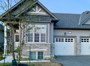 17 Lakewood Cres #17, Kawartha Lakes, ON K0M 1A0