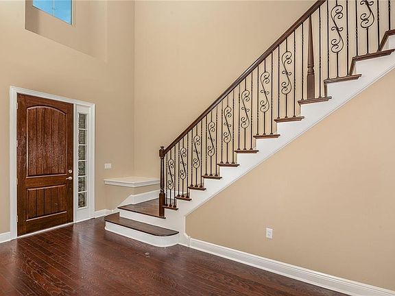 5th image of 14211 Creekbed Cir