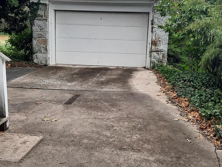2315 Magnolia Dr — Photo 28