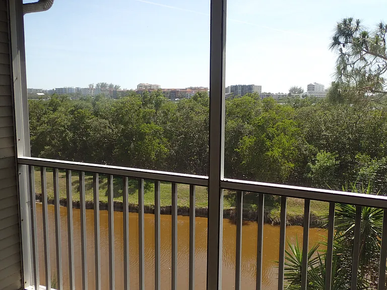 MASTER BALCONY