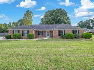 219 Amber Ln, Harvest, AL 35749