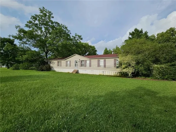 13102 Highway 451, Moreauville, LA 71355